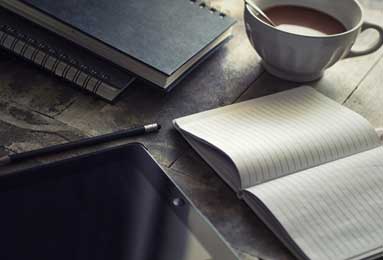 2017年NBA经典对决：勇士湖人火花碰撞回顾